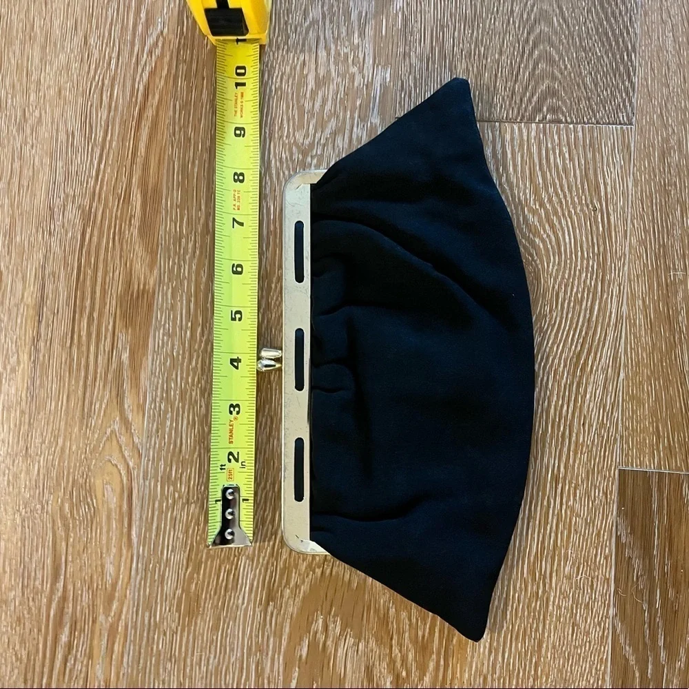 Fabric vintage clutch with a metal closure